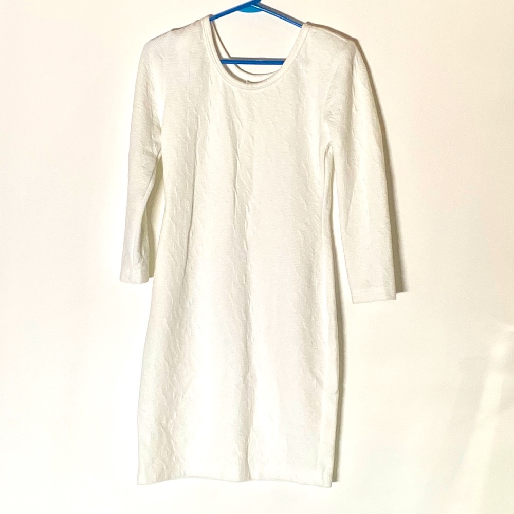 white mini long sleeved dress size M